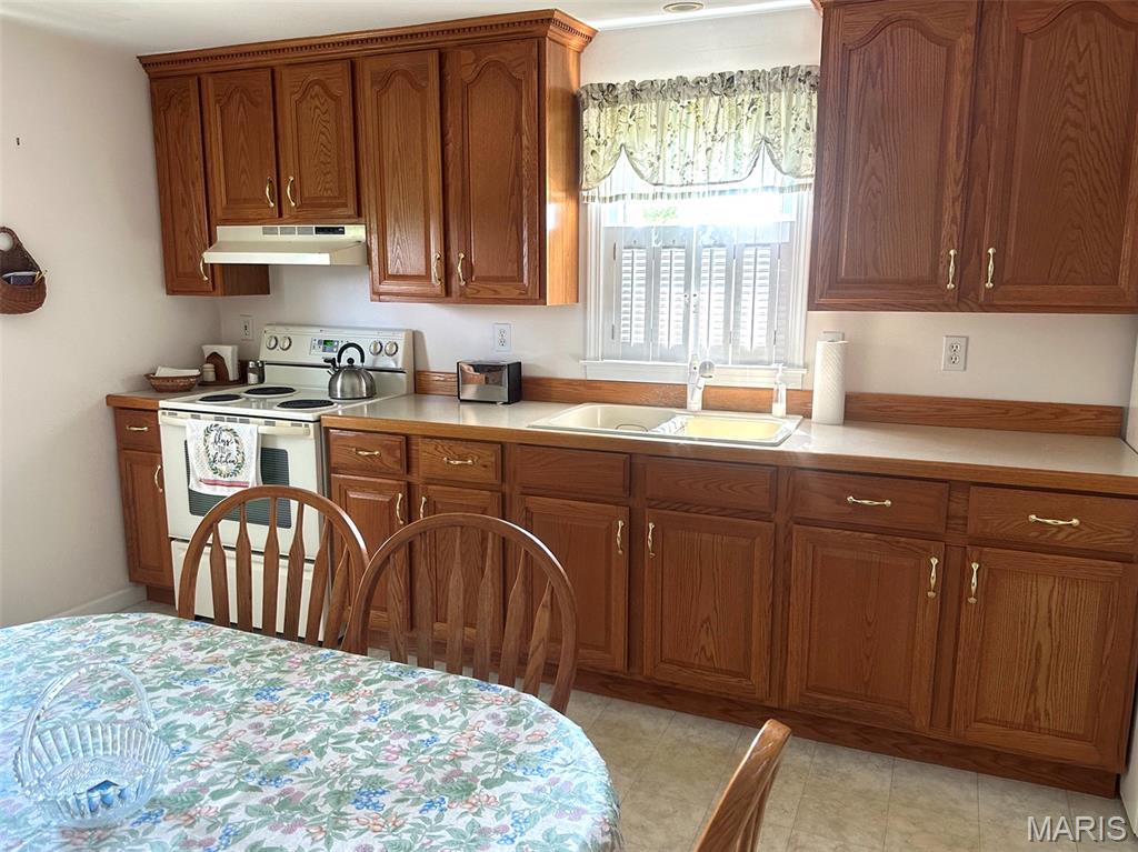 1174 Bieker Road Washington, MO 63090 - Photo 3 of 33