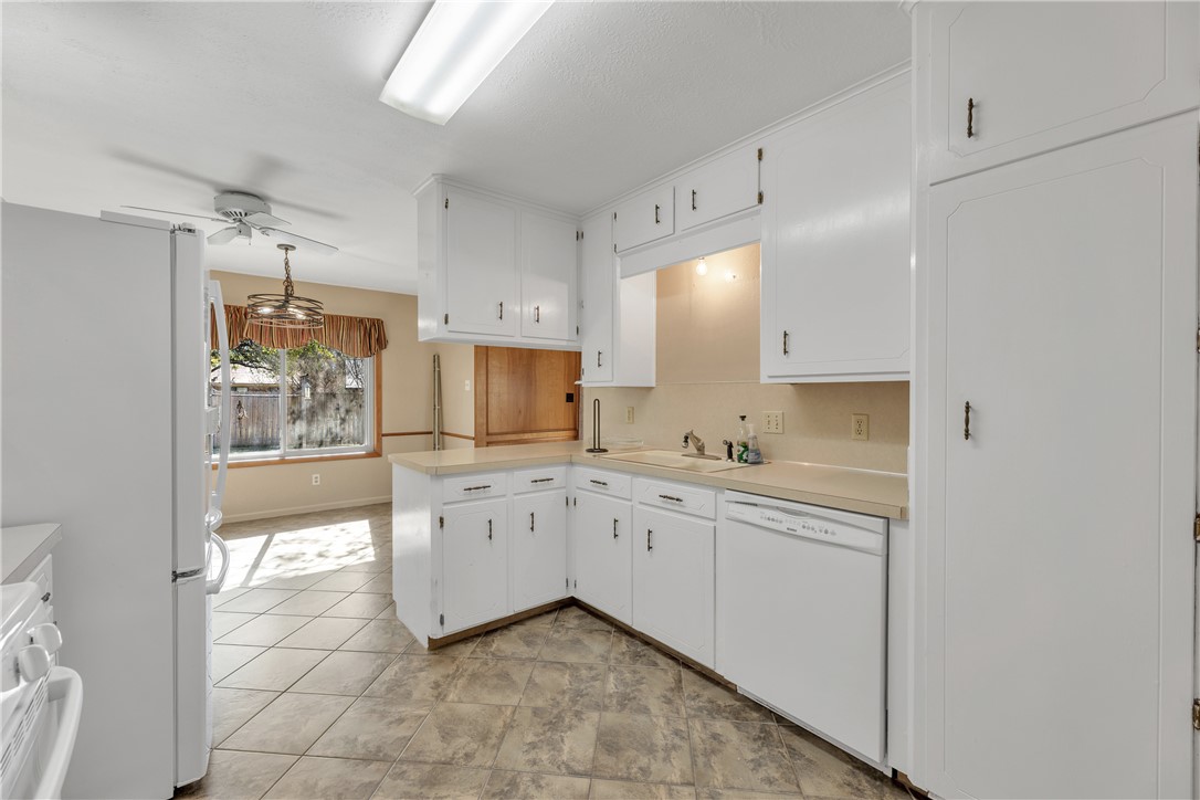 4202 Autumn Circle Bryan, TX 77802 - Photo 10 of 22