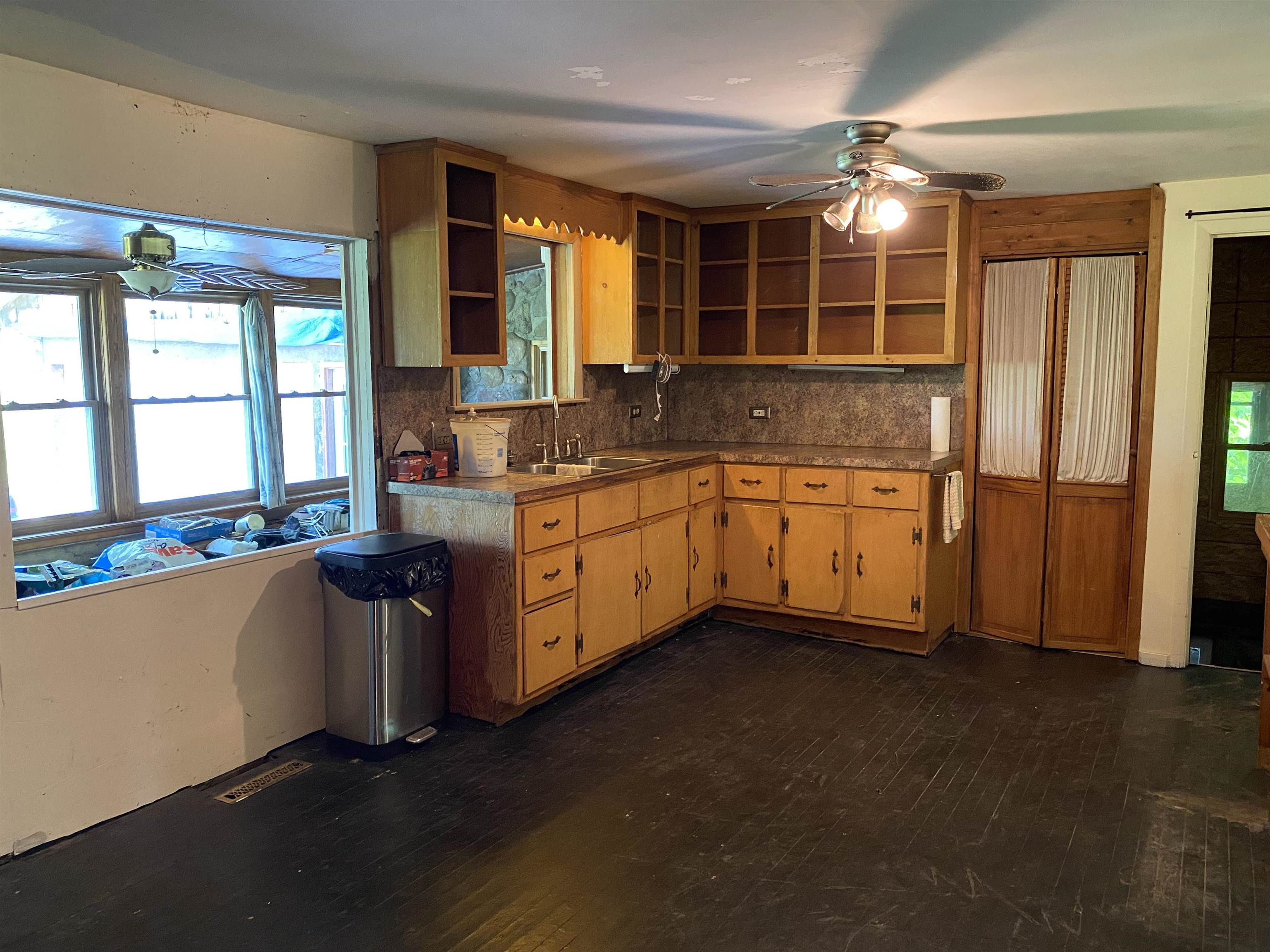 2261 Swanstra Road Gladwin, MI 48624 - Photo 6 of 59 1900184-5.JPG