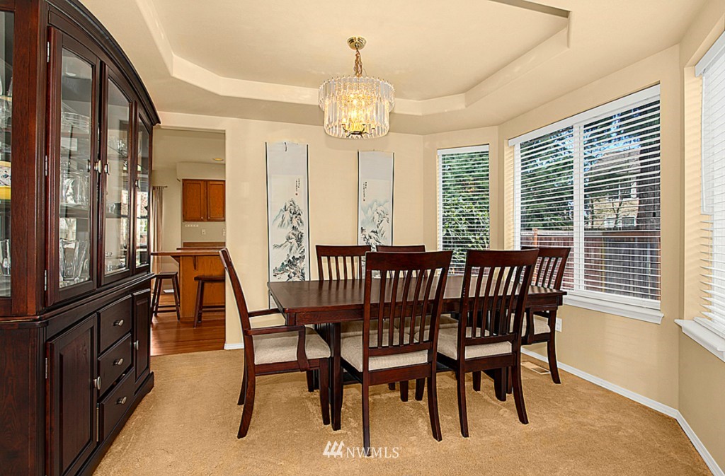 4308 Northeast 6th Place Renton, WA 98059 - Photo 4 of 19
