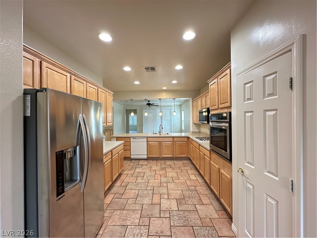 3572 Ridge Meadow Street Las Vegas, NV 89135 - Photo 5 of 22