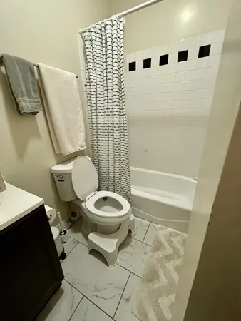 $3,025 | 1459 North Milwaukee Avenue, Unit 2C, Chicago, IL 60622