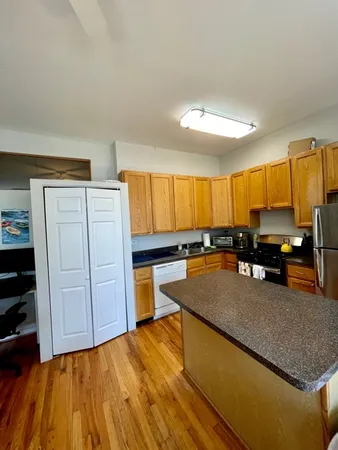 $3,025 | 1459 North Milwaukee Avenue, Unit 2C, Chicago, IL 60622