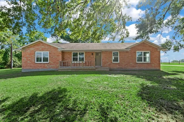 $2,500 | 28792 Waller Gladish Road, Waller, TX 77484