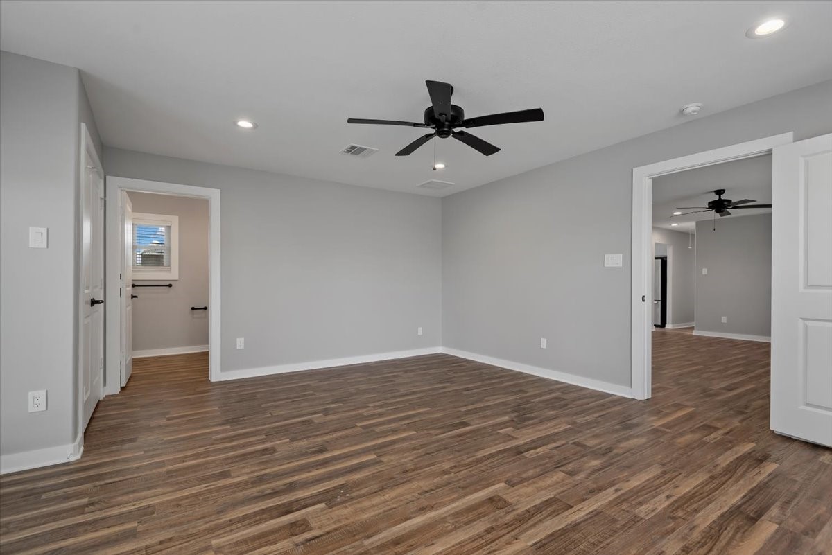 28792 Waller Gladish Road Waller, TX 77484 - Photo 13 of 42