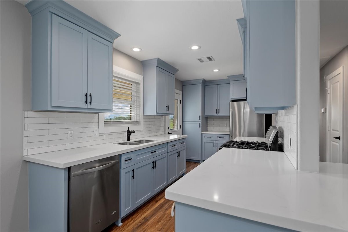 28792 Waller Gladish Road Waller, TX 77484 - Photo 19 of 42