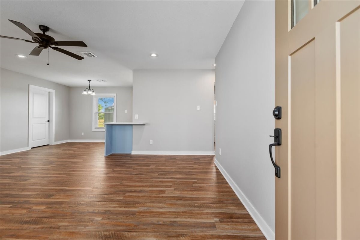 28792 Waller Gladish Road Waller, TX 77484 - Photo 7 of 42