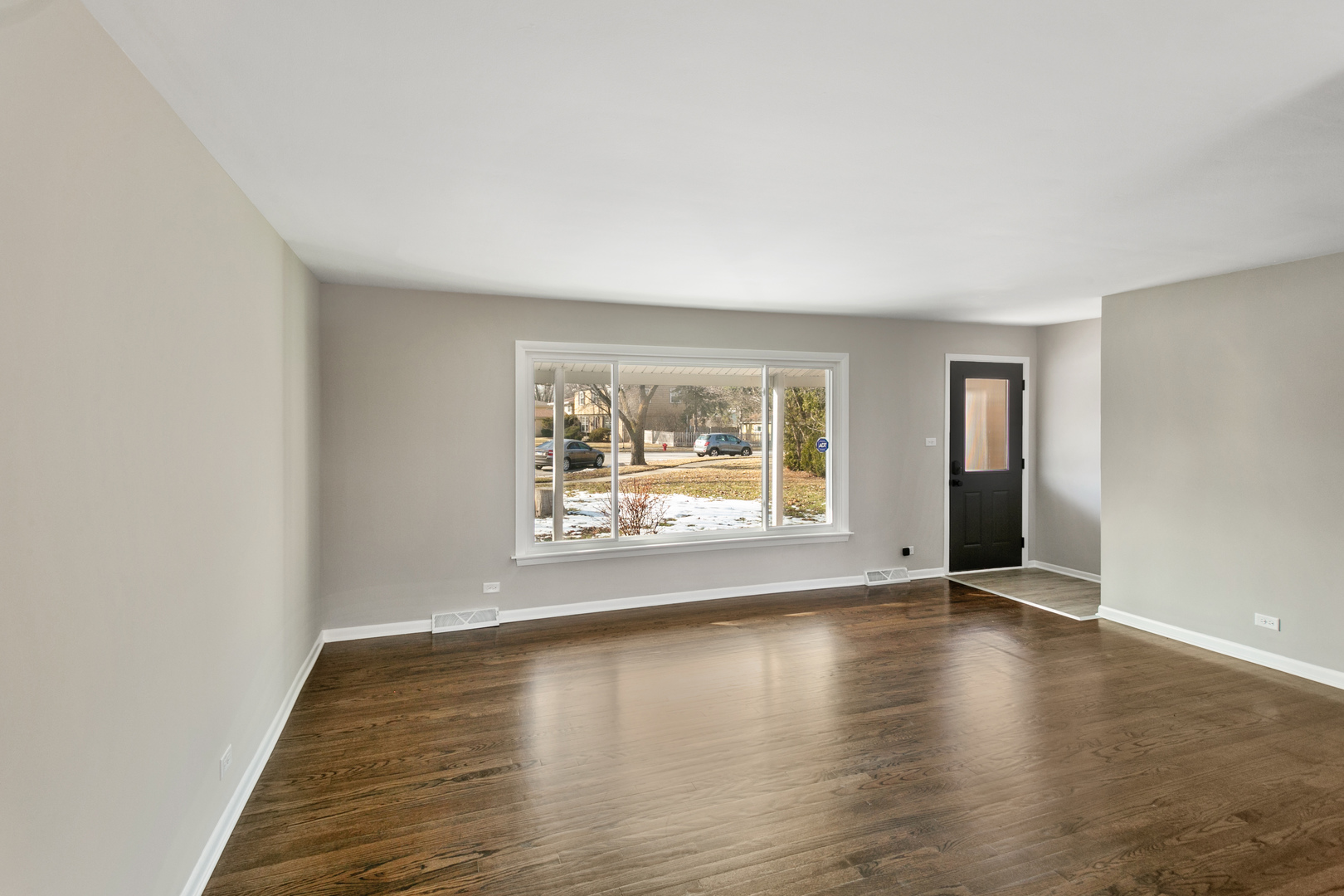 1339 Heather Road Homewood, IL 60430 - Photo 5 of 30