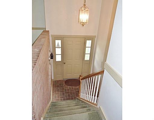 481 Ross Road Eighty Four, PA 15330 - Photo 5 of 16 Entry/Foyer. A Spacious 2 Story Brick Entry.