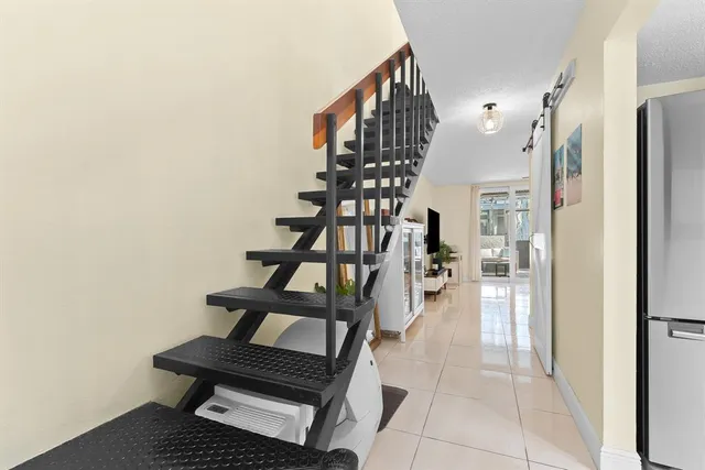 $449,000 | 656 Kensington Place, Unit 12B, Fort Lauderdale, FL 33305