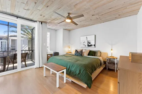 $449,000 | 656 Kensington Place, Unit 12B, Fort Lauderdale, FL 33305