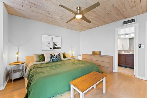 $449,000 | 656 Kensington Place, Unit 12B, Fort Lauderdale, FL 33305