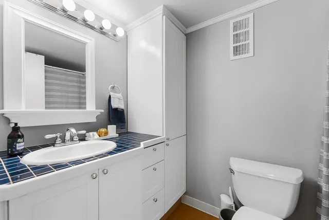 $449,000 | 656 Kensington Place, Unit 12B, Fort Lauderdale, FL 33305