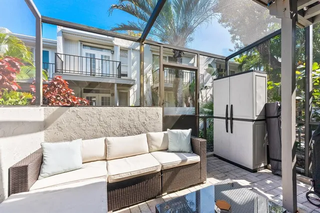 $449,000 | 656 Kensington Place, Unit 12B, Fort Lauderdale, FL 33305