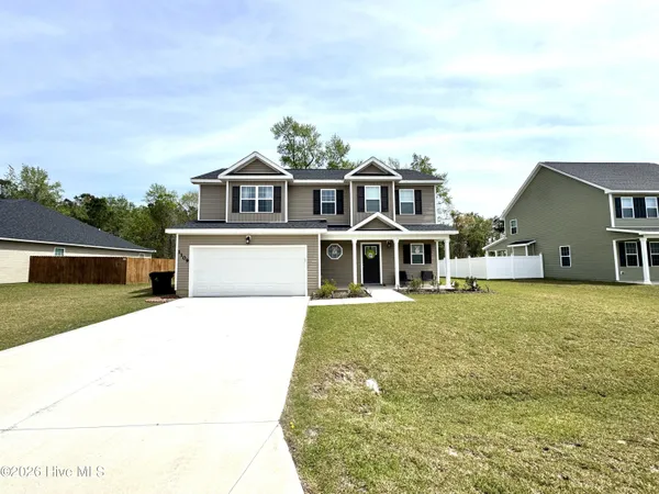$2,450 | 1109 Carteret Mnr Drive, Jacksonville, NC 28546