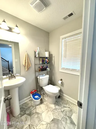 $2,450 | 1109 Carteret Mnr Drive, Jacksonville, NC 28546