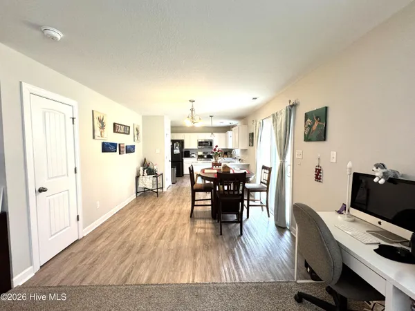 $2,450 | 1109 Carteret Mnr Drive, Jacksonville, NC 28546