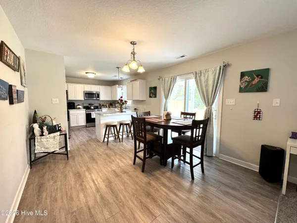 $2,450 | 1109 Carteret Mnr Drive, Jacksonville, NC 28546