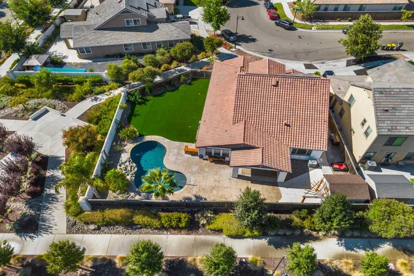 $1,049,000 | 1391 Crystal Drive, Lathrop, CA 95330