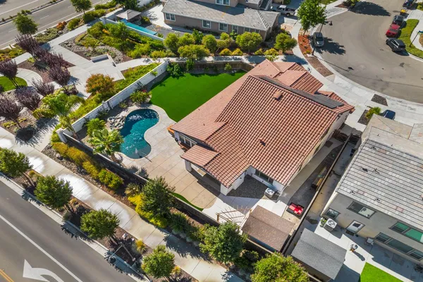 $1,049,000 | 1391 Crystal Drive, Lathrop, CA 95330