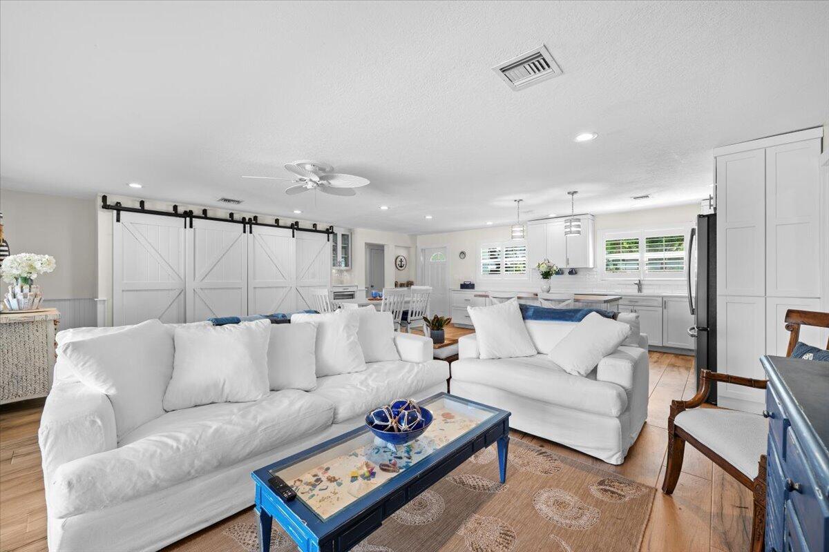 119 Elsa Road Jupiter, FL 33477 - Photo 18 of 46 Living