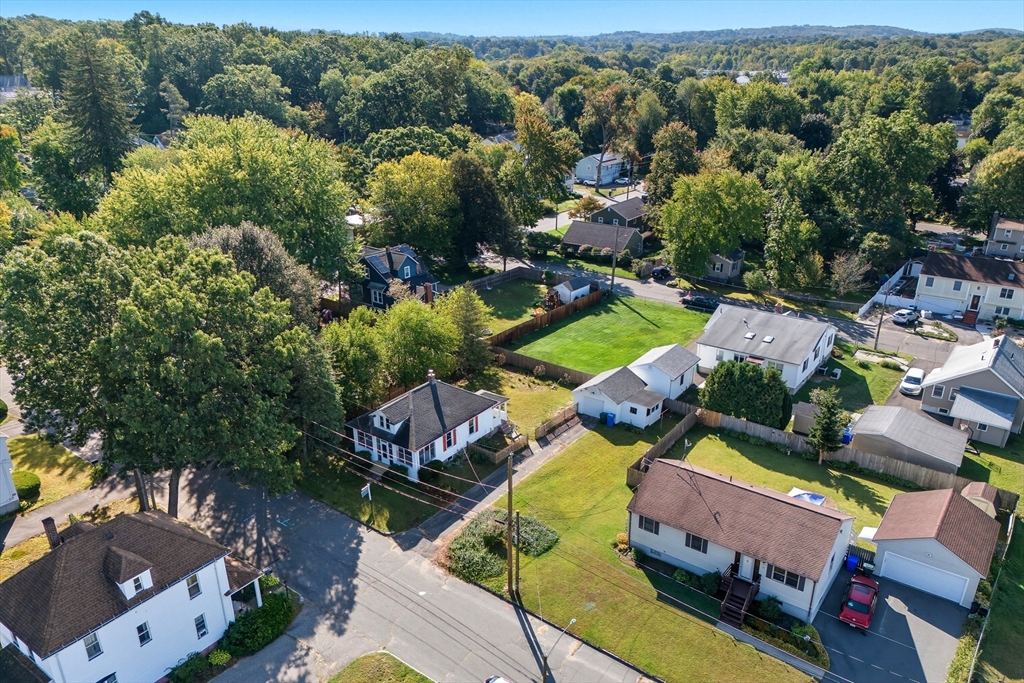 33 Taber Street Springfield, MA 01118 - Photo 35 of 39 an aerial view of residential houses with outdoor space