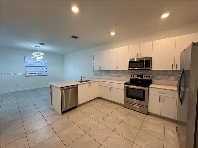 $3,699 | 211 Southwest 159th Terrace, Pembroke Pines, FL 33027