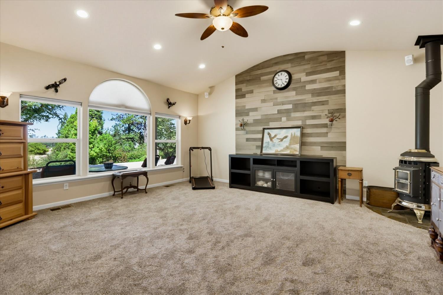 665 Gladycon Road Colfax, CA 95713 - Photo 7 of 57