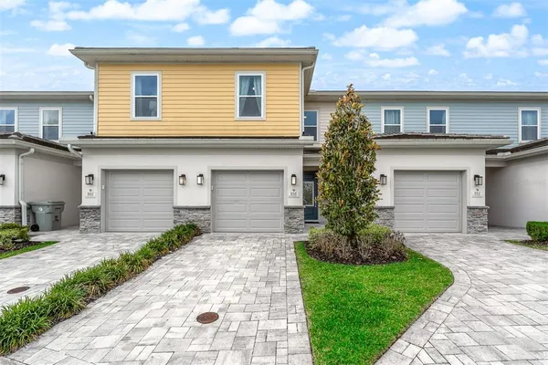 $399,900 | 856 Driving Range Court, Reunion, FL 34747