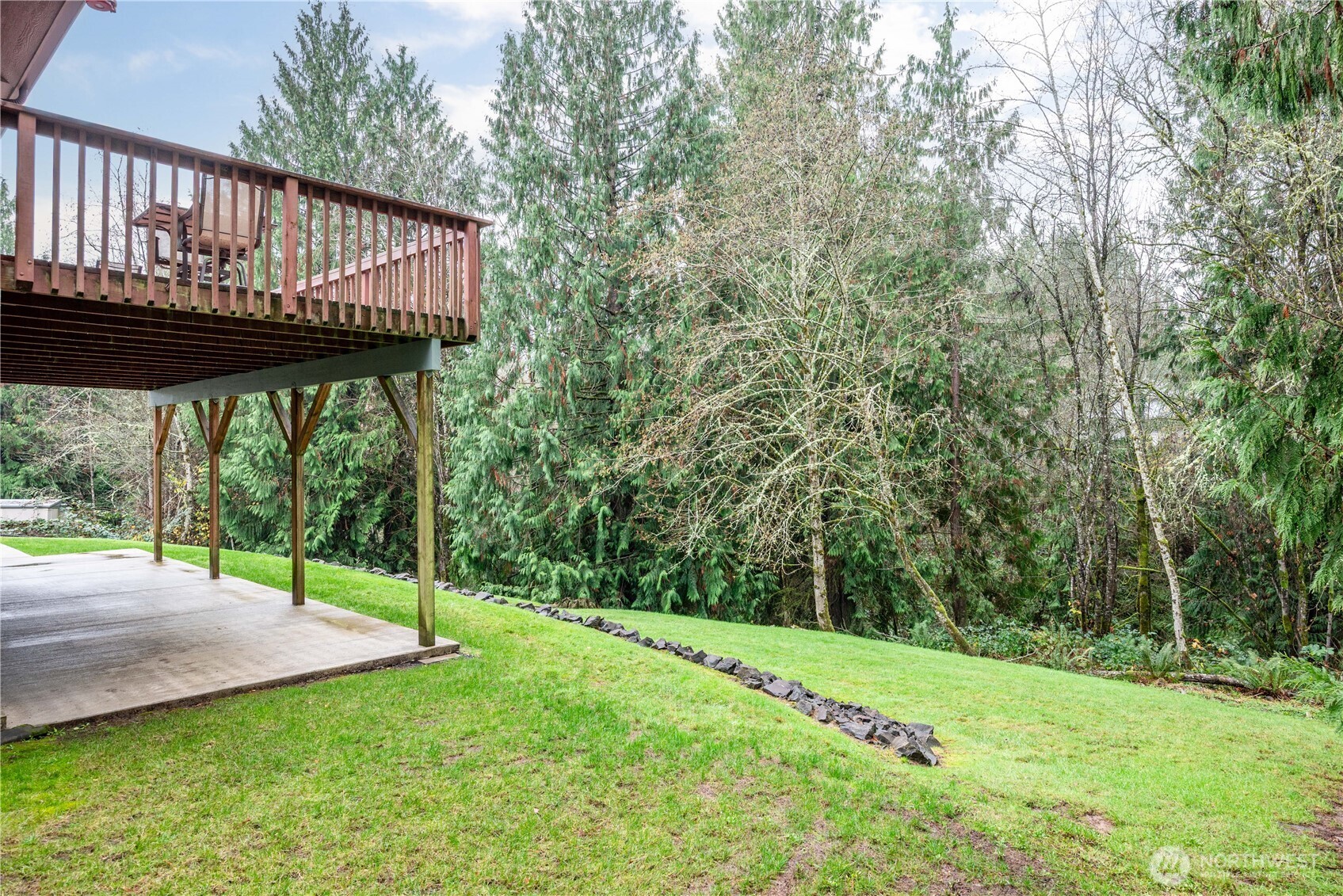 214 St James Court Longview, WA 98632 - Photo 30 of 40 a view of a deck with a backyard