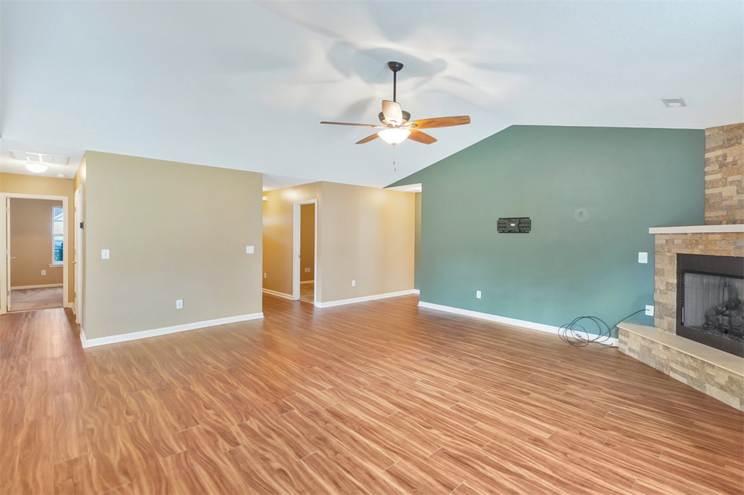 123 Stevens Court Pelzer, SC 29669 - Photo 5 of 31