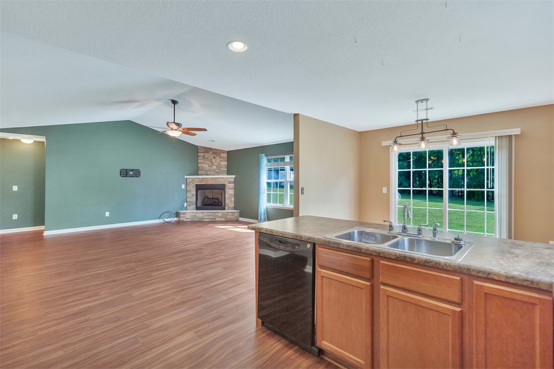 123 Stevens Court Pelzer, SC 29669 - Photo 7 of 31