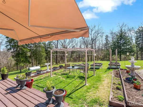 $325,000 | 673 Country Acres Lane, Leasburg, MO 65535