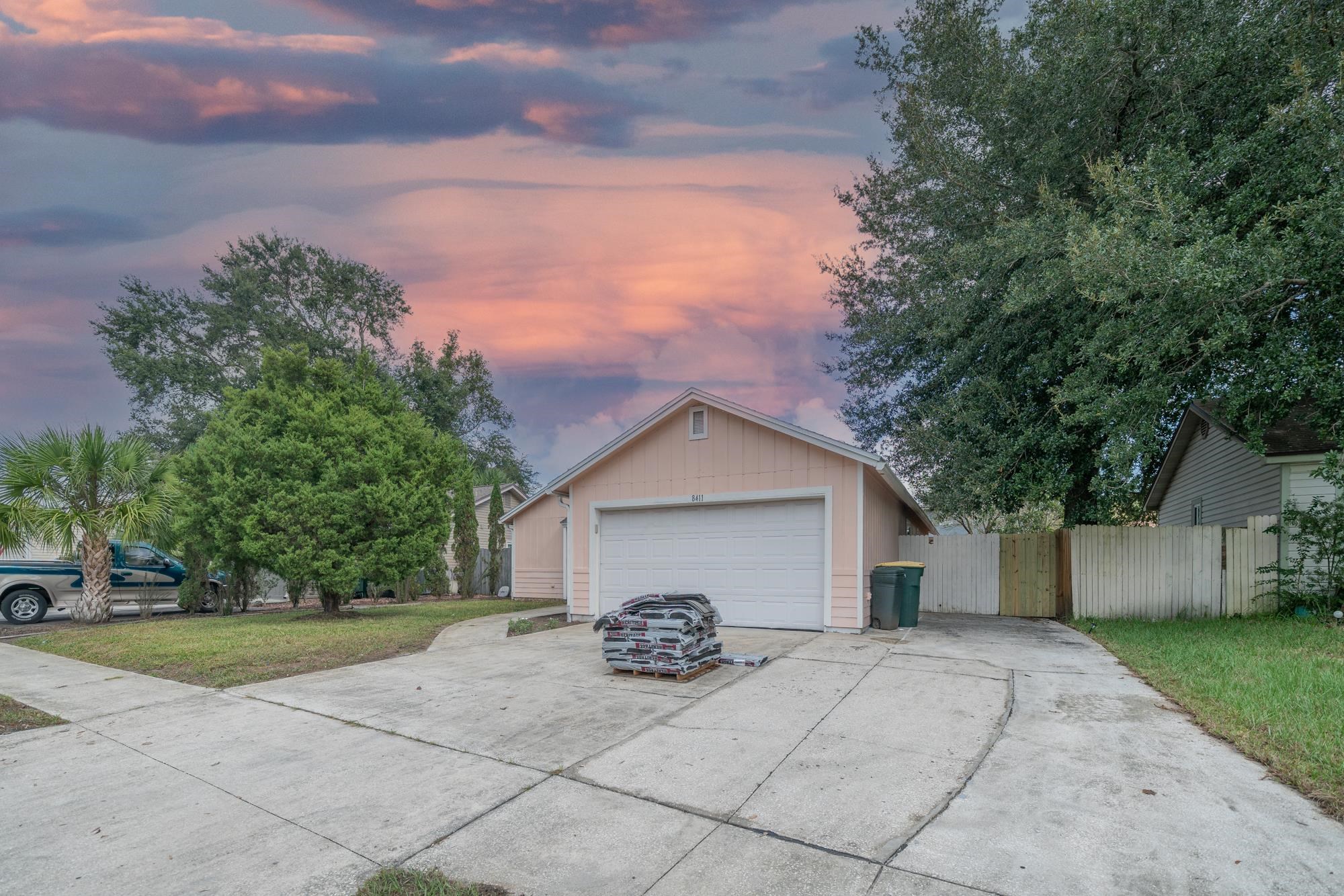 8411 Gemini Road Jacksonville, FL 32216 - Photo 3 of 30 Gallery Image 3