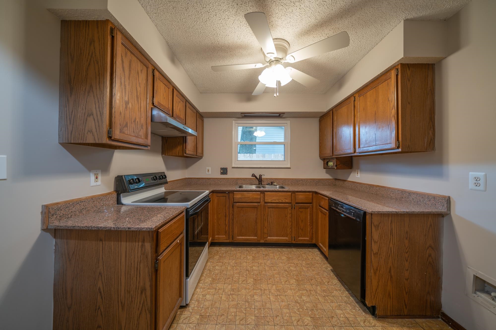 8411 Gemini Road Jacksonville, FL 32216 - Photo 8 of 30 Gallery Image 8