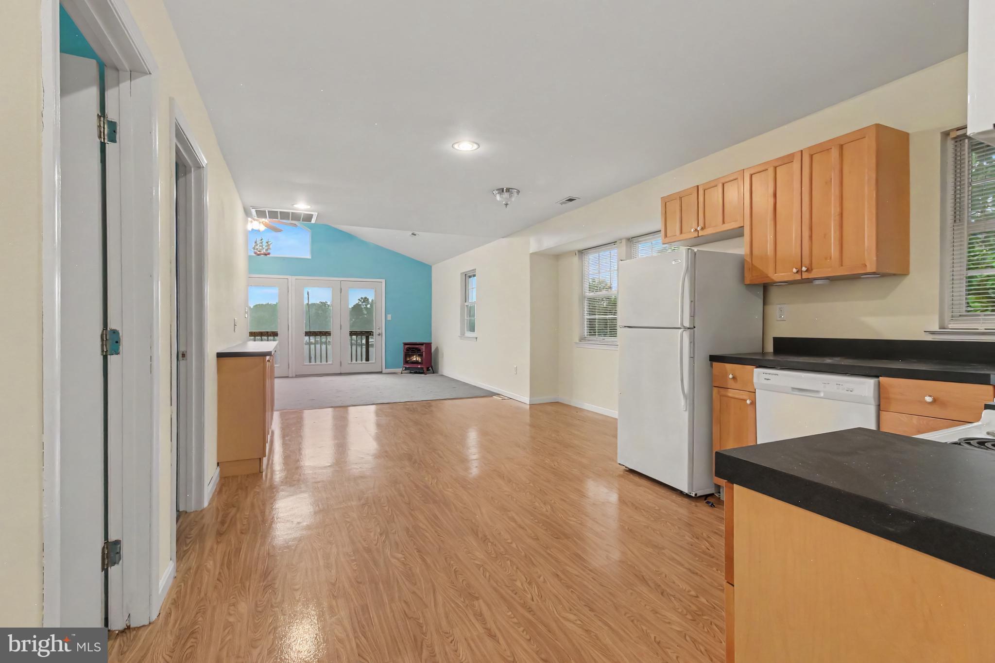 1702 Oakfield Avenue Baltimore, MD 21221 - Photo 5 of 16