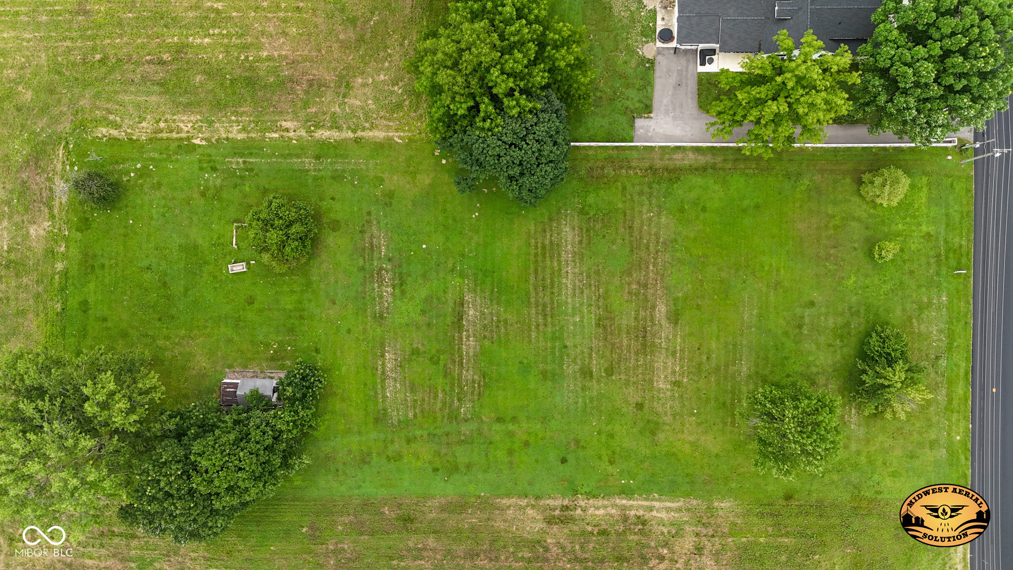 6594 West Stones Crossing Road Greenwood, IN 46143 - Photo 4 of 6