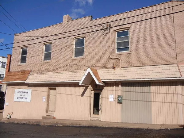 $1,150 | 419 Station Street, Bridgeville, PA 15017