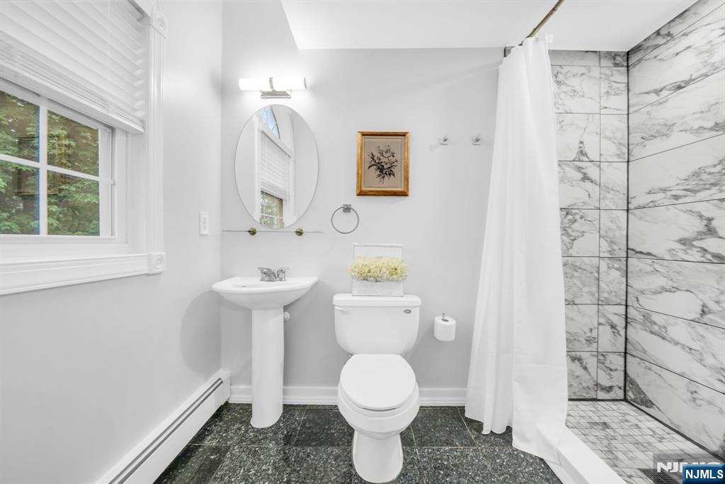 68 Fieldstone Place Wayne, NJ 07470 - Photo 20 of 37