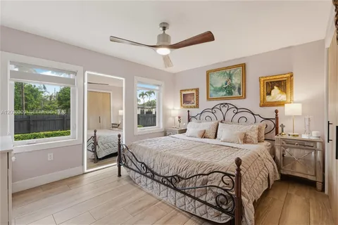 $1,685,000 | 5785 Southwest 46th Terrace, Miami, FL 33155