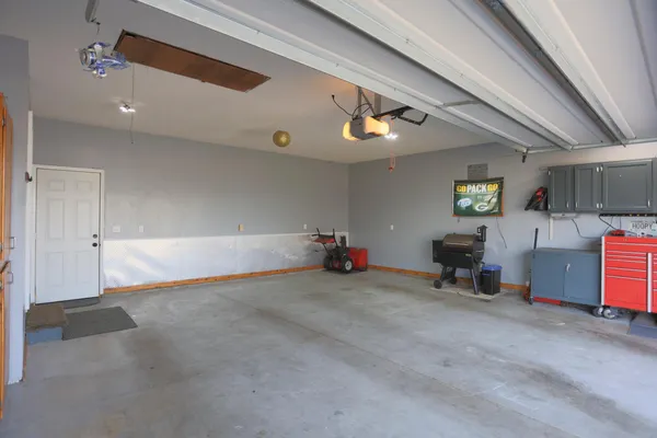 $550,000 | N8185 945th Street, River Falls, WI 54022