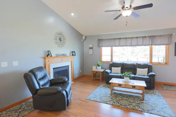 $550,000 | N8185 945th Street, River Falls, WI 54022