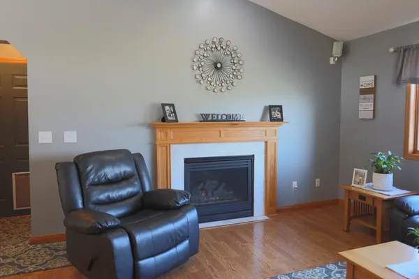$550,000 | N8185 945th Street, River Falls, WI 54022