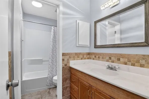 $1,250 | 1011 Ennis Joslin Road, Unit 107, Corpus Christi, TX 78412