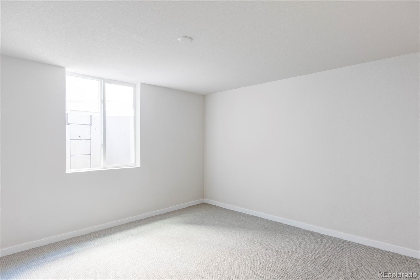 11476 Alla Breve Lone Tree, CO 80134 - Photo 8 of 42