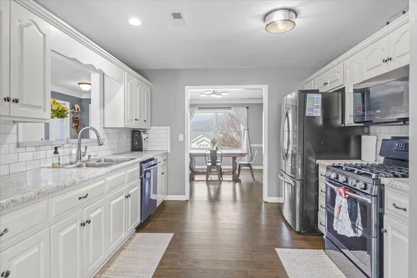 $449,950 | 1500 Ashley Drive, Salem, VA 24153