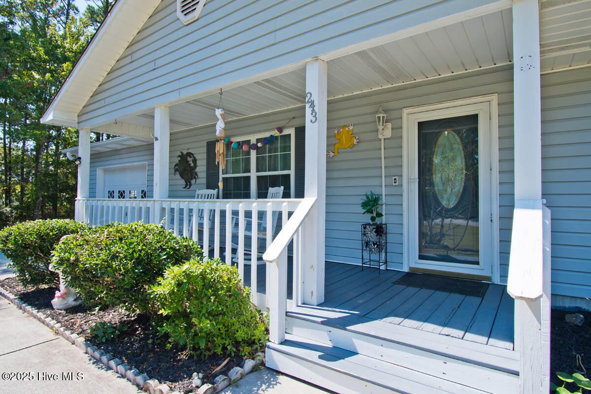243 Barrington Ridge Bogue, NC 28570 - Photo 3 of 29 Welcome Home!