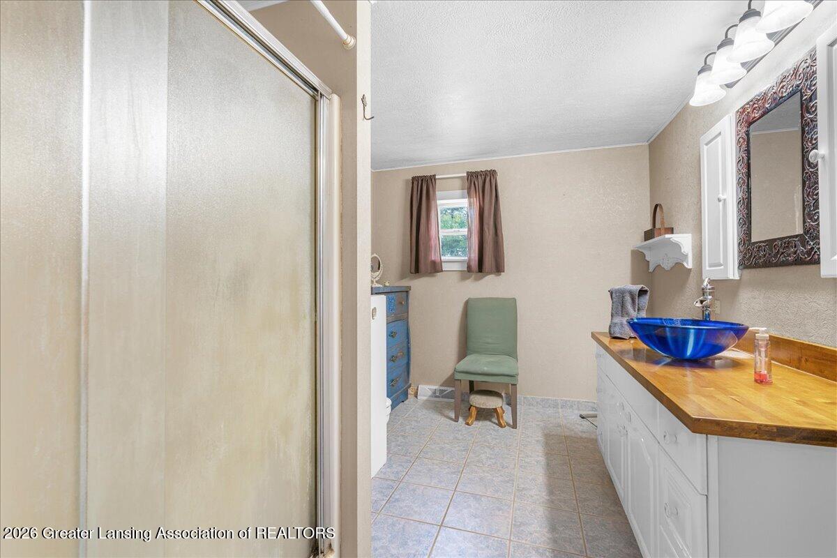 5220 North St Clair Road Elsie, MI 48831 - Photo 23 of 39 23-Media Jett -19