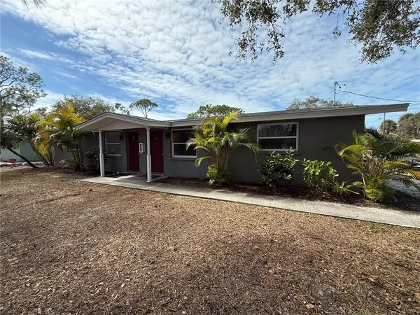 $1,325 | 350 North Elm Street, Unit B, Englewood, FL 34223