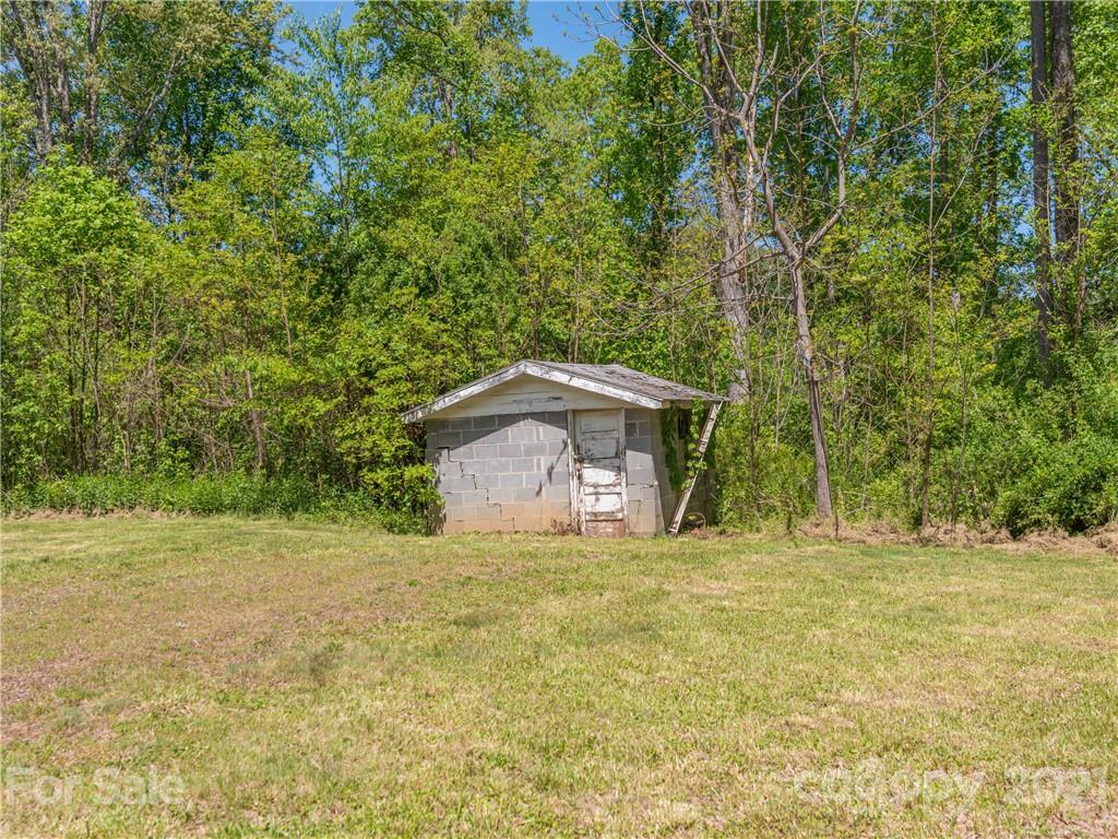 35 Rhea Park Ridge Canton, NC 28716 - Photo 6 of 11
